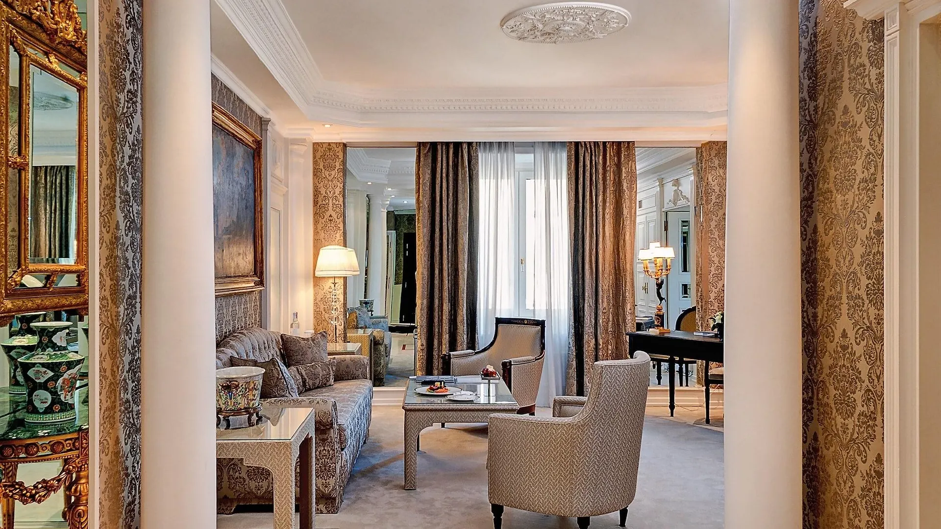 *****  Hassler Roma Hotel Olaszország